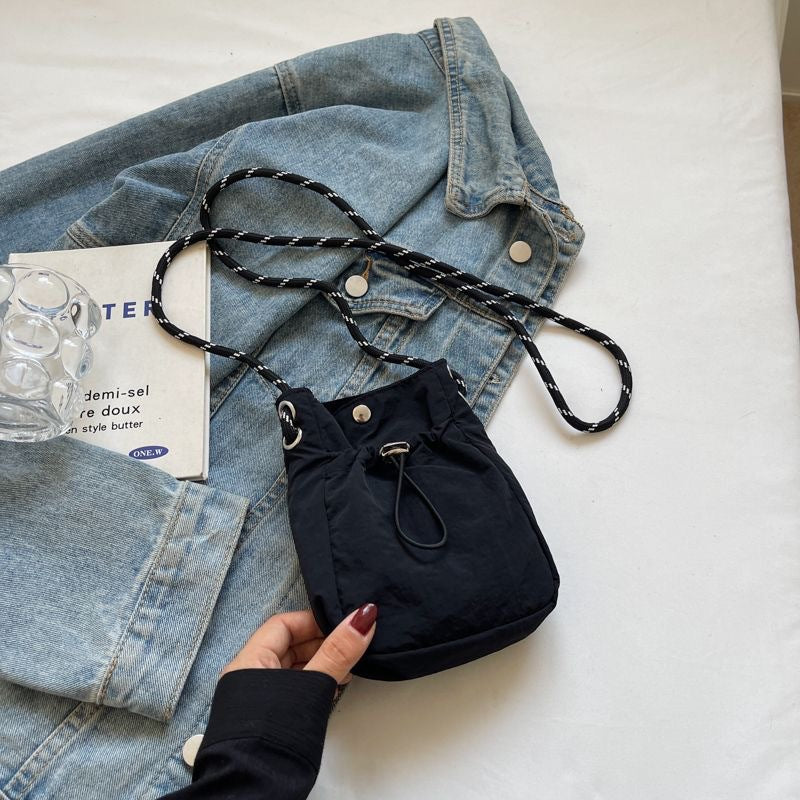 Black Durable Nylon Small Square Phone Bag - Quick-Access Magnetic Closure, Versatile All-Match Shoulder Pouch